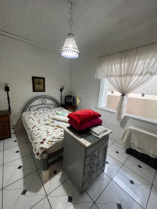 Imagem Casa com 5 Quartos à Venda, 180 m² em Centro - Guaratuba