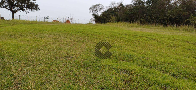 Terreno à Venda, 3.326 m² em Condomínio Três Lagos - Mairinque