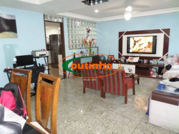 Imagem Casa com 3 Quartos à Venda, 180 m² em Vila Isabel - Rio De Janeiro Imagem Casa com 3 Quartos à Venda, 180 m² em Vila Isabel - Rio De Janeiro