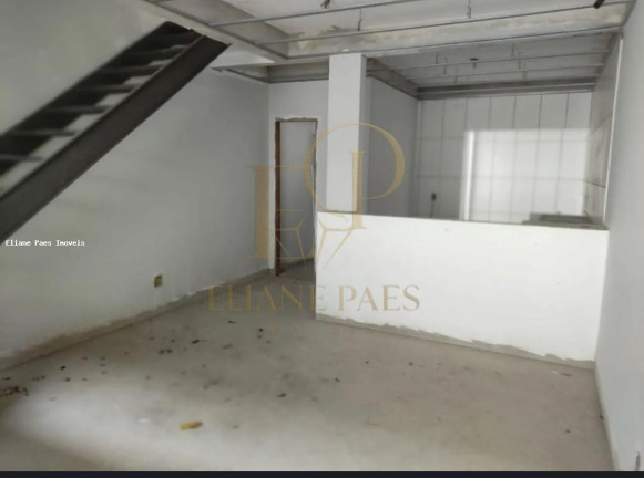 Imagem Casa com 8 Quartos à Venda, 500 m² em Coroa Grande - Itaguaí Imagem Casa com 8 Quartos à Venda, 500 m² em Coroa Grande - Itaguaí