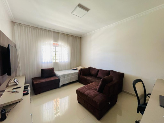 Imagem Casa com 3 Quartos à Venda, 595 m² em Setor Habitacional Vicente Pires - Brasília Imagem Casa com 3 Quartos à Venda, 595 m² em Setor Habitacional Vicente Pires - Brasília