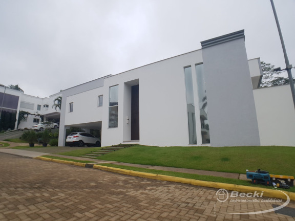 Imagem Casa de Condomínio com 4 Quartos à Venda, 594 m² em América - Joinville