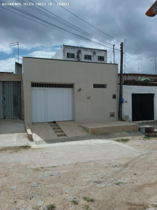 Imagem Casa com 2 Quartos à Venda, 65 m² em Araturi - Caucaia