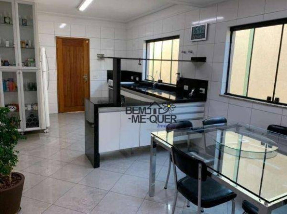 Imagem Sobrado com 4 Quartos à Venda, 240 m² em Parque São Domingos - São Paulo Imagem Sobrado com 4 Quartos à Venda, 240 m² em Parque São Domingos - São Paulo