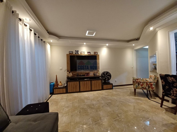 Casa com 3 Quartos à Venda, 91 m² em Marapé - Santos