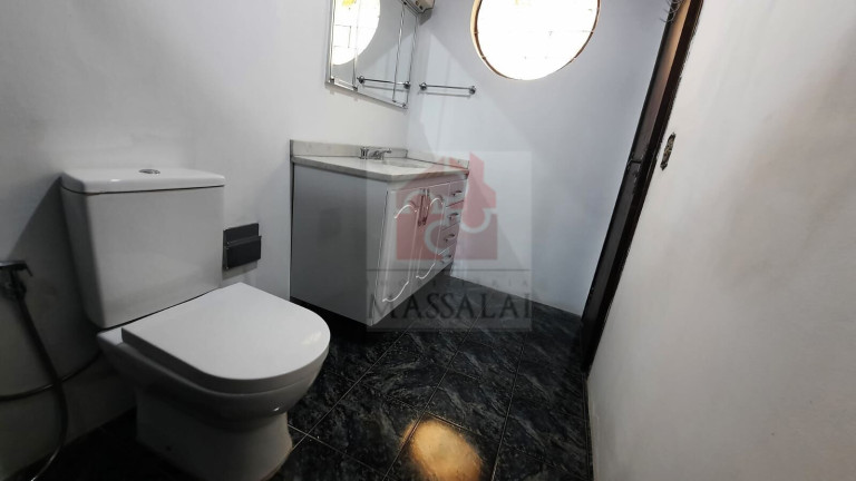 Imagem Casa com 3 Quartos à Venda, 240 m² em Ipanema - Porto Alegre Imagem Casa com 3 Quartos à Venda, 240 m² em Ipanema - Porto Alegre