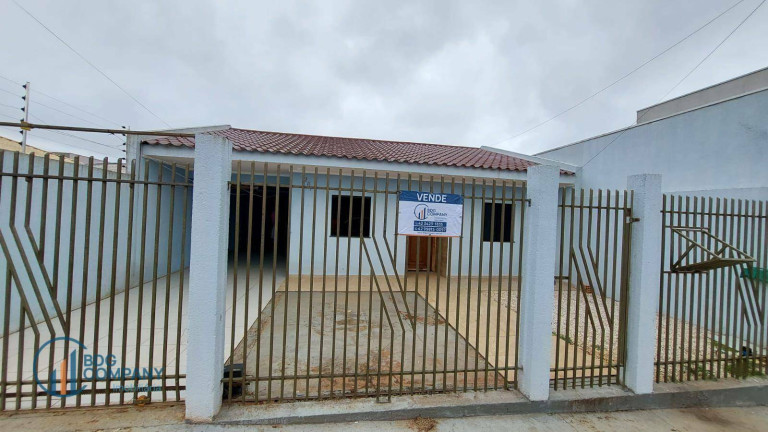Imagem Casa com 5 Quartos à Venda, 130 m² em Cará-cará - Ponta Grossa Imagem Casa com 5 Quartos à Venda, 130 m² em Cará-cará - Ponta Grossa
