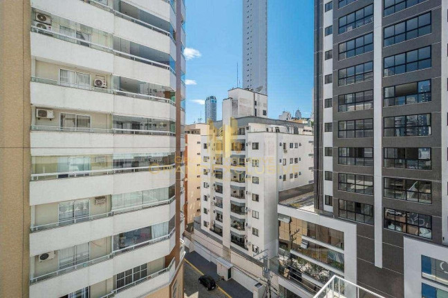 Imagem Apartamento com 3 Quartos à Venda, 125 m² em Centro - Balneário Camboriú Imagem Apartamento com 3 Quartos à Venda, 125 m² em Centro - Balneário Camboriú