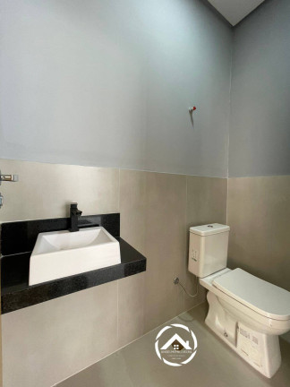 Imagem Casa com 3 Quartos à Venda, 380 m² em Petrópolis - Várzea Grande