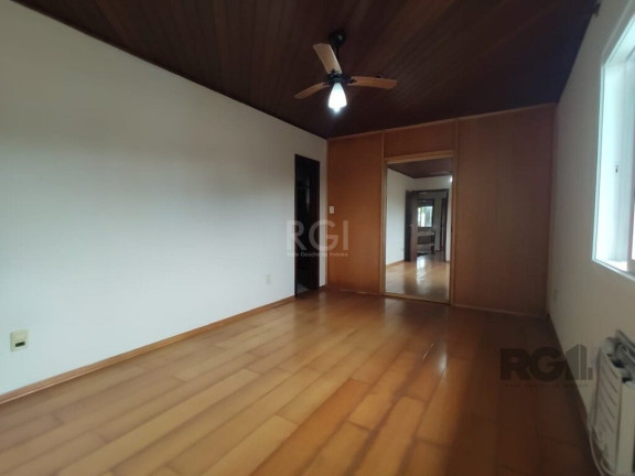 Imagem Casa com 4 Quartos à Venda, em Tristeza - Porto Alegre Imagem Casa com 4 Quartos à Venda, em Tristeza - Porto Alegre