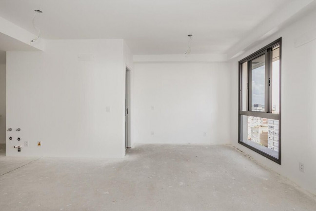 Imagem Imóvel com 1 Quarto à Venda, 48 m² em Cidade Baixa - Porto Alegre Imagem Imóvel com 1 Quarto à Venda, 48 m² em Cidade Baixa - Porto Alegre