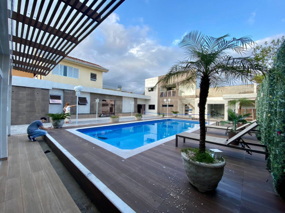 Imagem Casa com 6 Quartos à Venda, 10 m² em Flórida - Praia Grande Imagem Casa com 6 Quartos à Venda, 10 m² em Flórida - Praia Grande