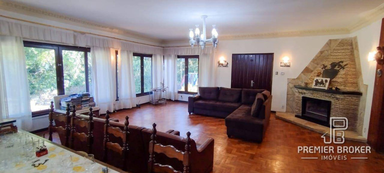 Imagem Casa com 7 Quartos à Venda, 457 m² em Cascata Dos Amores - Teresópolis Imagem Casa com 7 Quartos à Venda, 457 m² em Cascata Dos Amores - Teresópolis