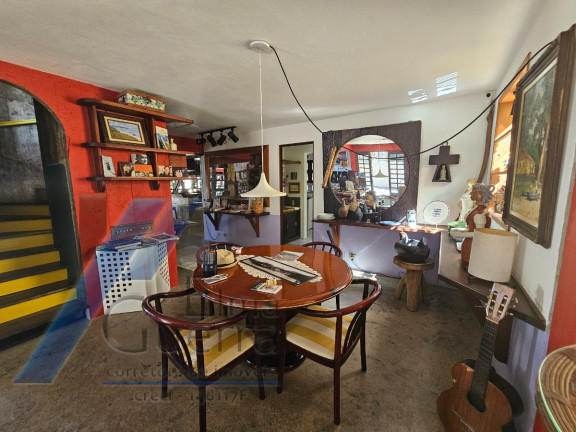 Imagem Casa com 5 Quartos à Venda, 196 m² em Centro - Ubatuba Imagem Casa com 5 Quartos à Venda, 196 m² em Centro - Ubatuba