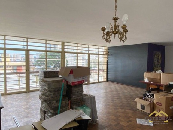 Imagem Casa com 3 Quartos à Venda, 800 m² em Jardim Ana Maria - Jundiaí Imagem Casa com 3 Quartos à Venda, 800 m² em Jardim Ana Maria - Jundiaí