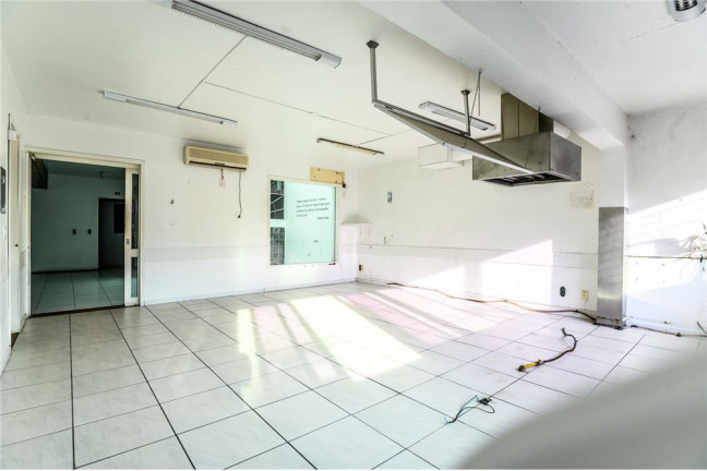 Imagem Casa com 6 Quartos à Venda, em Passo Da Areia - Porto Alegre Imagem Casa com 6 Quartos à Venda, em Passo Da Areia - Porto Alegre