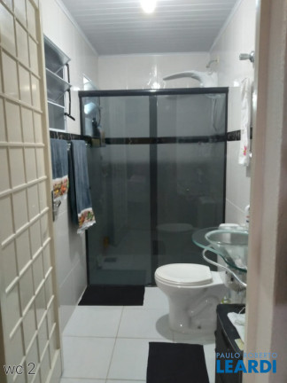 Imagem Casa com 3 Quartos à Venda, 182 m² em Vila Scarpelli - Santo André Imagem Casa com 3 Quartos à Venda, 182 m² em Vila Scarpelli - Santo André