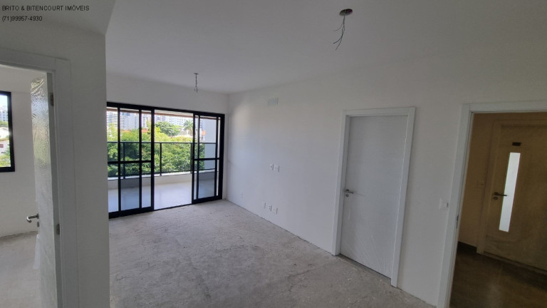 Imagem Imóvel com 2 Quartos à Venda, 72 m² em Itaigara - Salvador Imagem Imóvel com 2 Quartos à Venda, 72 m² em Itaigara - Salvador