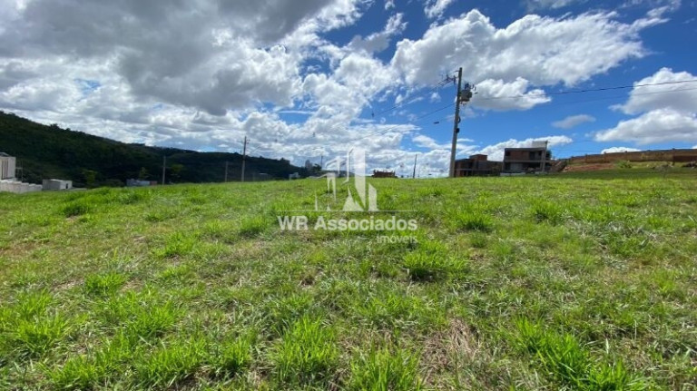Imagem Terreno à Venda, 300 m² Imagem Terreno à Venda, 300 m²