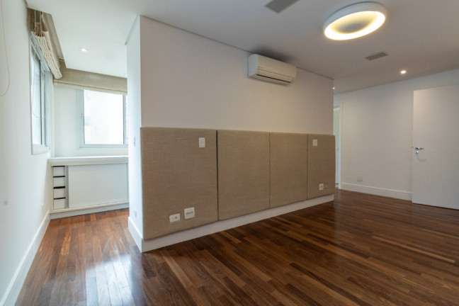 Imagem Apartamento com 1 Quarto à Venda, 134 m² em Itaim Bibi - São Paulo