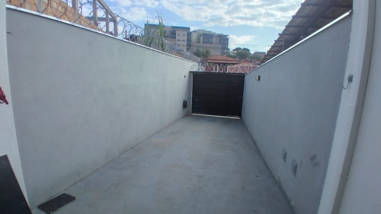 Imagem Casa com 2 Quartos à Venda, 100 m² em Niterói - Betim Imagem Casa com 2 Quartos à Venda, 100 m² em Niterói - Betim