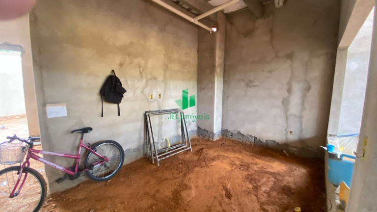 Imagem Casa com 3 Quartos à Venda, 160 m² em Ibituruna - Montes Claros