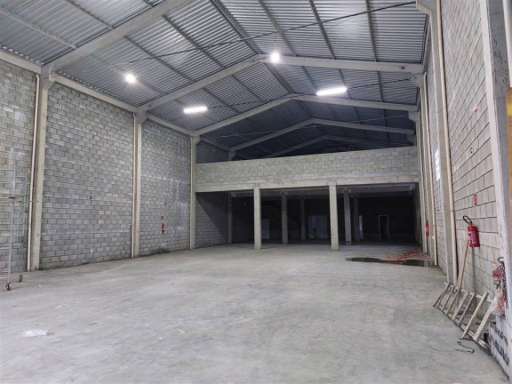 Galpão para Alugar, 745 m² em Parque São Vicente - São Vicente