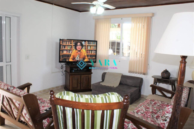Imagem Casa com 3 Quartos à Venda, 510 m² em Enseada - Ubatuba Imagem Casa com 3 Quartos à Venda, 510 m² em Enseada - Ubatuba
