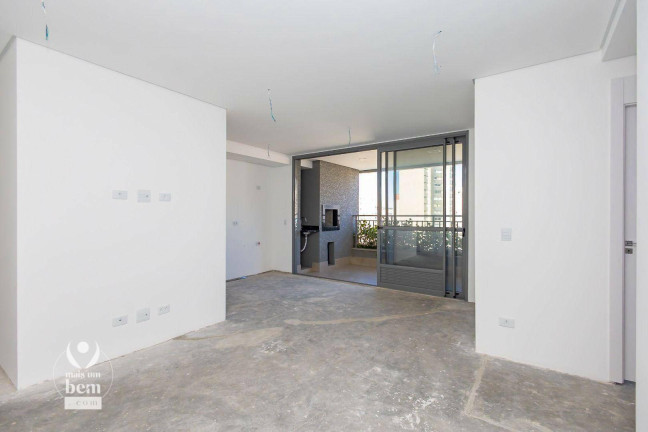 Imagem Apartamento com 2 Quartos à Venda, 72 m² em Centro - Curitiba