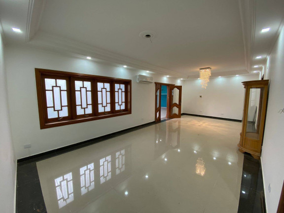 Imagem Loft com 3 Quartos à Venda, 400 m² em Canto Do Forte - Praia Grande Imagem Loft com 3 Quartos à Venda, 400 m² em Canto Do Forte - Praia Grande