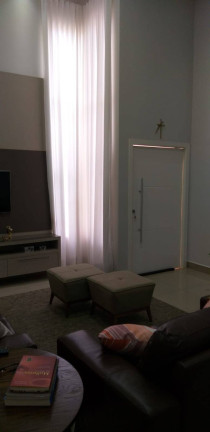 Imagem Casa com 3 Quartos à Venda,  em Limeira