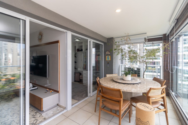Imagem Apartamento com 2 Quartos à Venda, 69 m² em Campo Belo - São Paulo