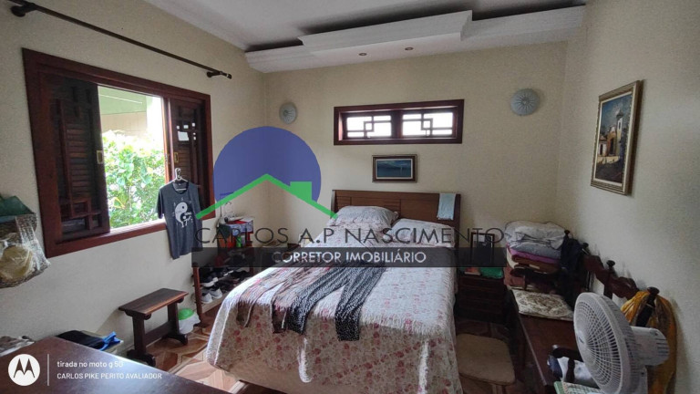 Imagem Casa com 3 Quartos à Venda, 228 m² em Jardim Santa Maria - Jacareí Imagem Casa com 3 Quartos à Venda, 228 m² em Jardim Santa Maria - Jacareí