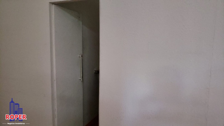 Casa com 6 Quartos para Alugar, 320 m² em água Branca - São Paulo