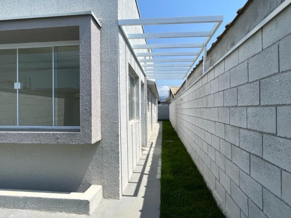 Imagem Casa com 2 Quartos à Venda, 67 m² em Balneário Dos Golfinhos - Caraguatatuba