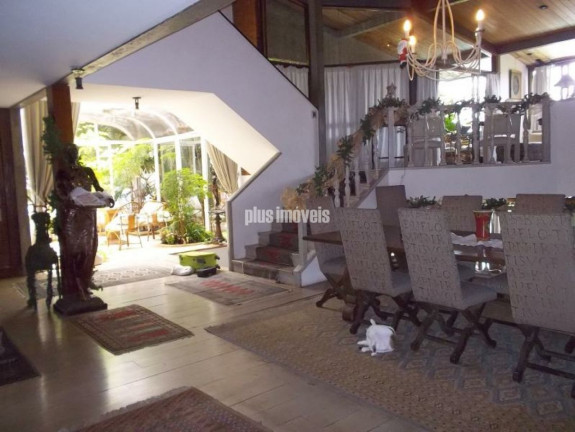 Imagem Casa com 4 Quartos à Venda, 670 m² em Cidade Jardim - São Paulo Imagem Casa com 4 Quartos à Venda, 670 m² em Cidade Jardim - São Paulo
