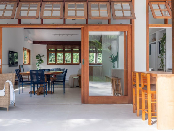 Imagem Sobrado com 7 Quartos à Venda, 3 m² em Guaeca - São Sebastião Imagem Sobrado com 7 Quartos à Venda, 3 m² em Guaeca - São Sebastião