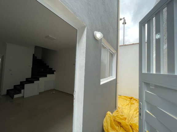 Imagem Casa com 2 Quartos à Venda, 58 m² em Sítio Do Campo - Praia Grande