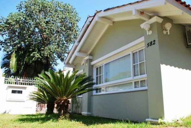Imagem Imóvel com 3 Quartos à Venda, em Ipanema - Porto Alegre Imagem Imóvel com 3 Quartos à Venda, em Ipanema - Porto Alegre