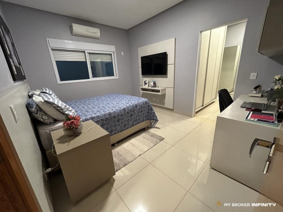 Imagem Casa com 3 Quartos à Venda, 232 m² em Goiânia 2 - Goiânia
