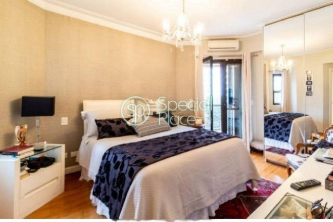 Imagem Apartamento com 4 Quartos à Venda, 240 m² em Moema - São Paulo