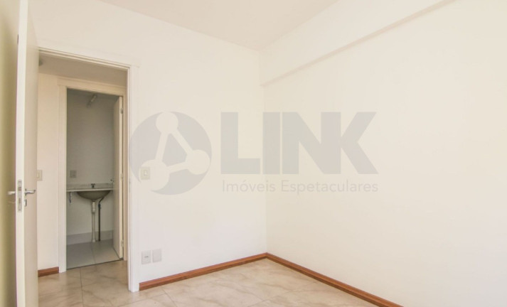 Imagem Apartamento com 2 Quartos à Venda, 65 m² em Santo Antônio - Porto Alegre Imagem Apartamento com 2 Quartos à Venda, 65 m² em Santo Antônio - Porto Alegre