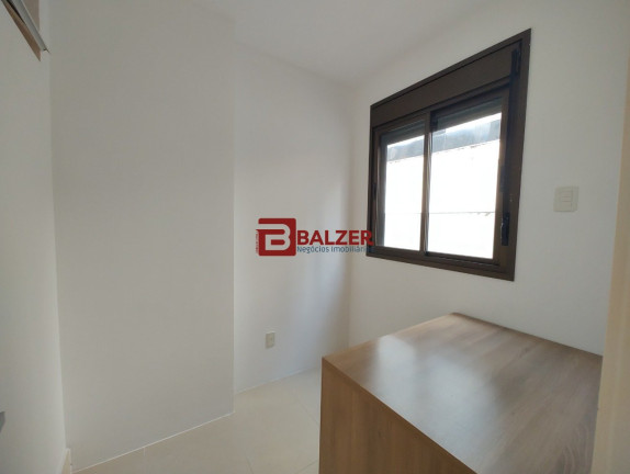 Imagem Apartamento com 3 Quartos à Venda, 237 m² em Centro - Florianópolis Imagem Apartamento com 3 Quartos à Venda, 237 m² em Centro - Florianópolis