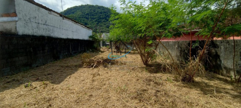 Terreno à Venda, 336 m² em Massaguaçu - Caraguatatuba