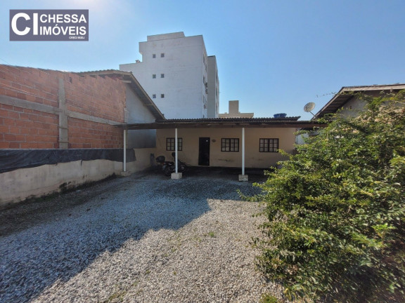 Imagem Casa com 2 Quartos à Venda, 200 m² em Murta - Itajaí