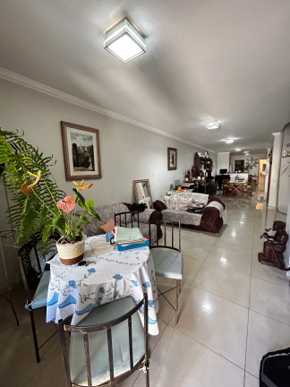 Imagem Casa com 4 Quartos à Venda, 200 m² em Núcleo Bandeirante - Brasília