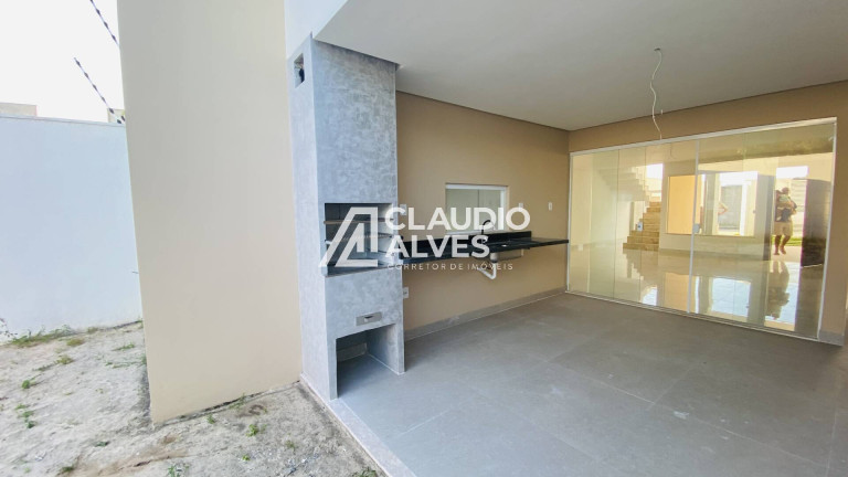 Imagem Casa com 3 Quartos à Venda, 173 m² em Sim - Feira De Santana
