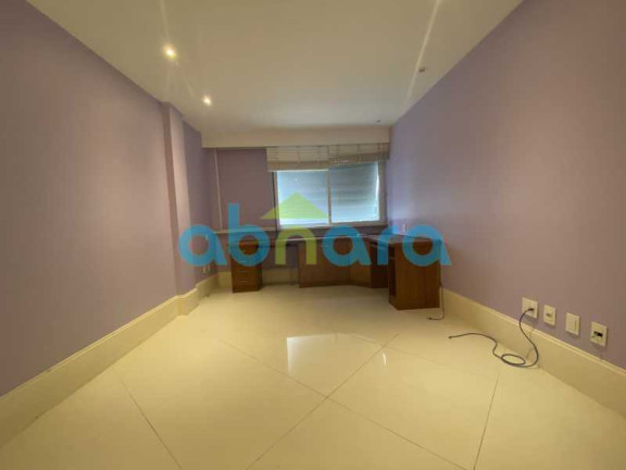 Imagem Apartamento com 3 Quartos à Venda, 210 m² em Copacabana - Rio De Janeiro