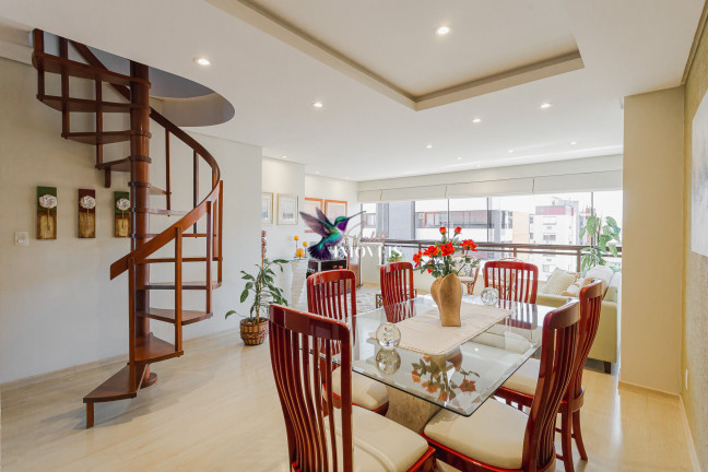 Imagem Cobertura com 2 Quartos à Venda, 183 m² em Jardim Lindóia - Porto Alegre