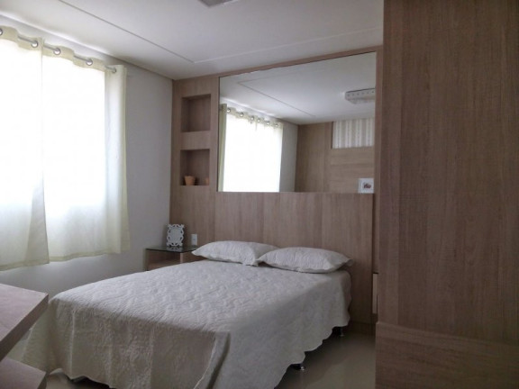 Imagem Apartamento com 2 Quartos à Venda, 90 m² em Centro - Camboriú